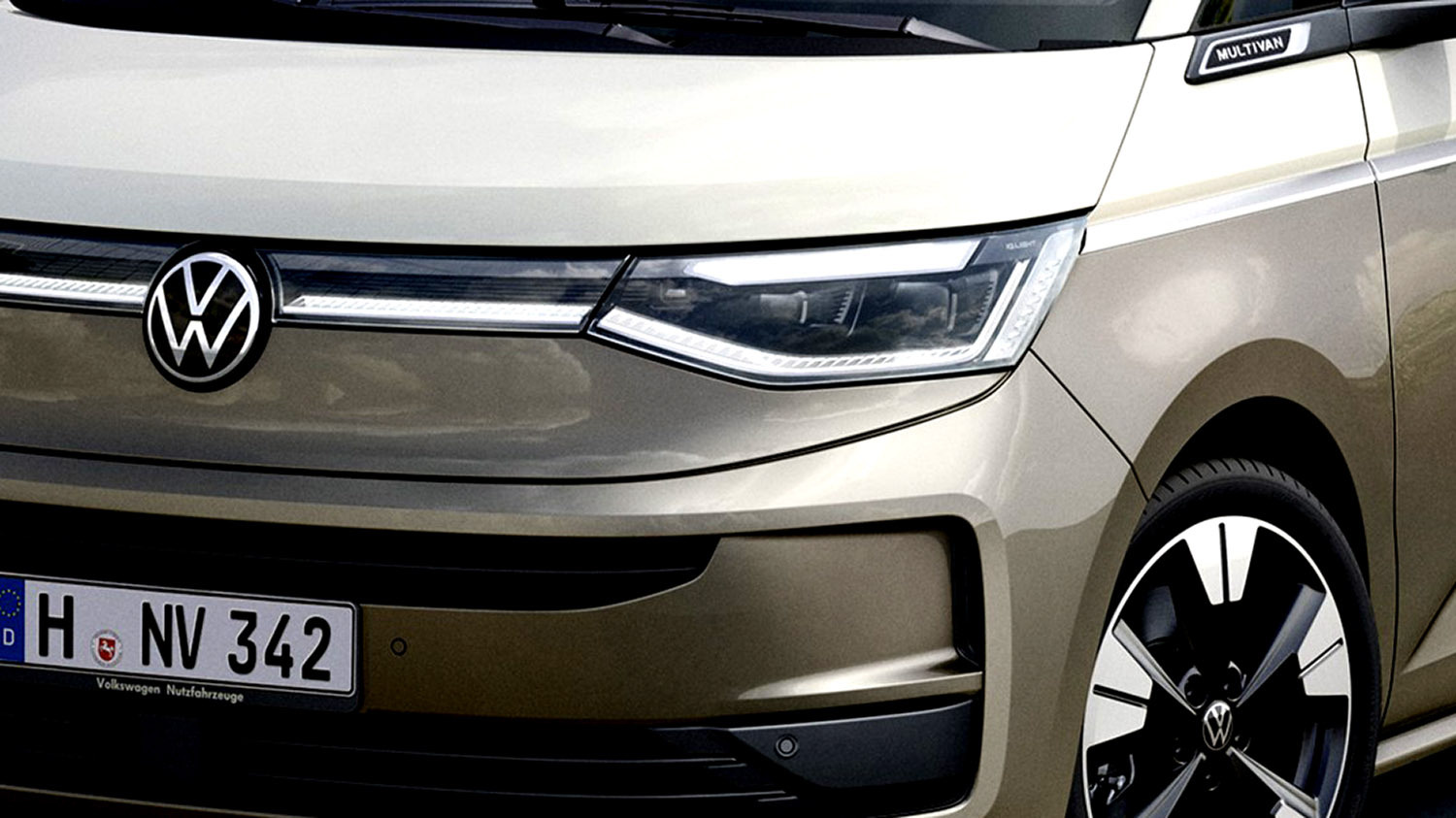 VW Multivan T7 Facelift: New Face, Matte Paint, and Hidden Interior Upgrades